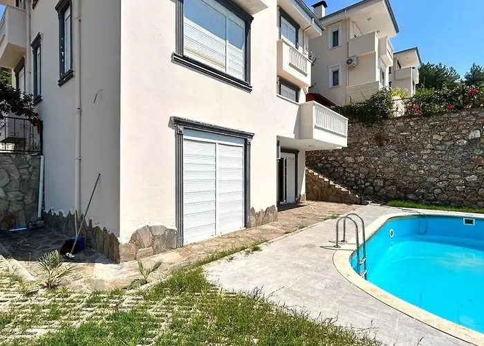Ambiance Delux With A Private Pool And A View Villa