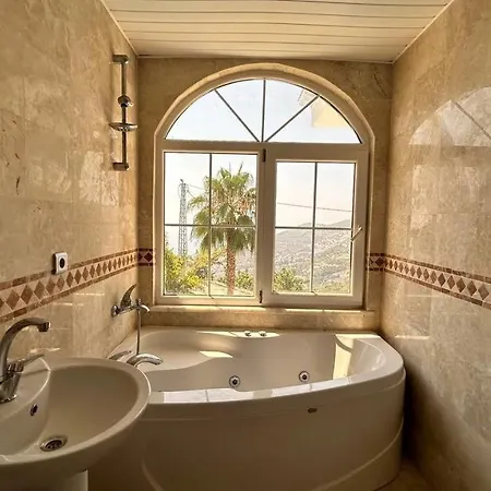 Villa Ambiance Delux With A Private Pool And A View *