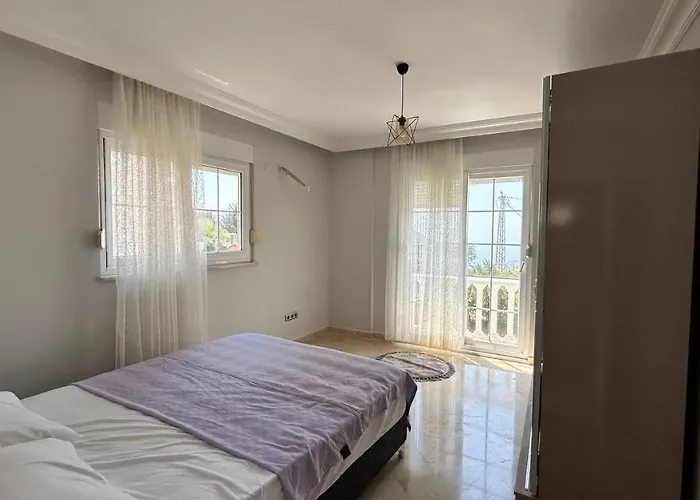 Ambiance Delux With A Private Pool And A View