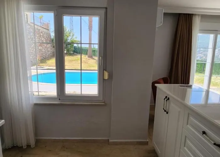 Villa Ambiance Delux With A Private Pool And A View